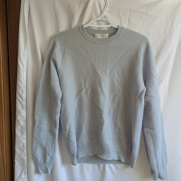 Saks Fifth Avenue Light Blue Cashmere Sweater - Picture 1 of 2
